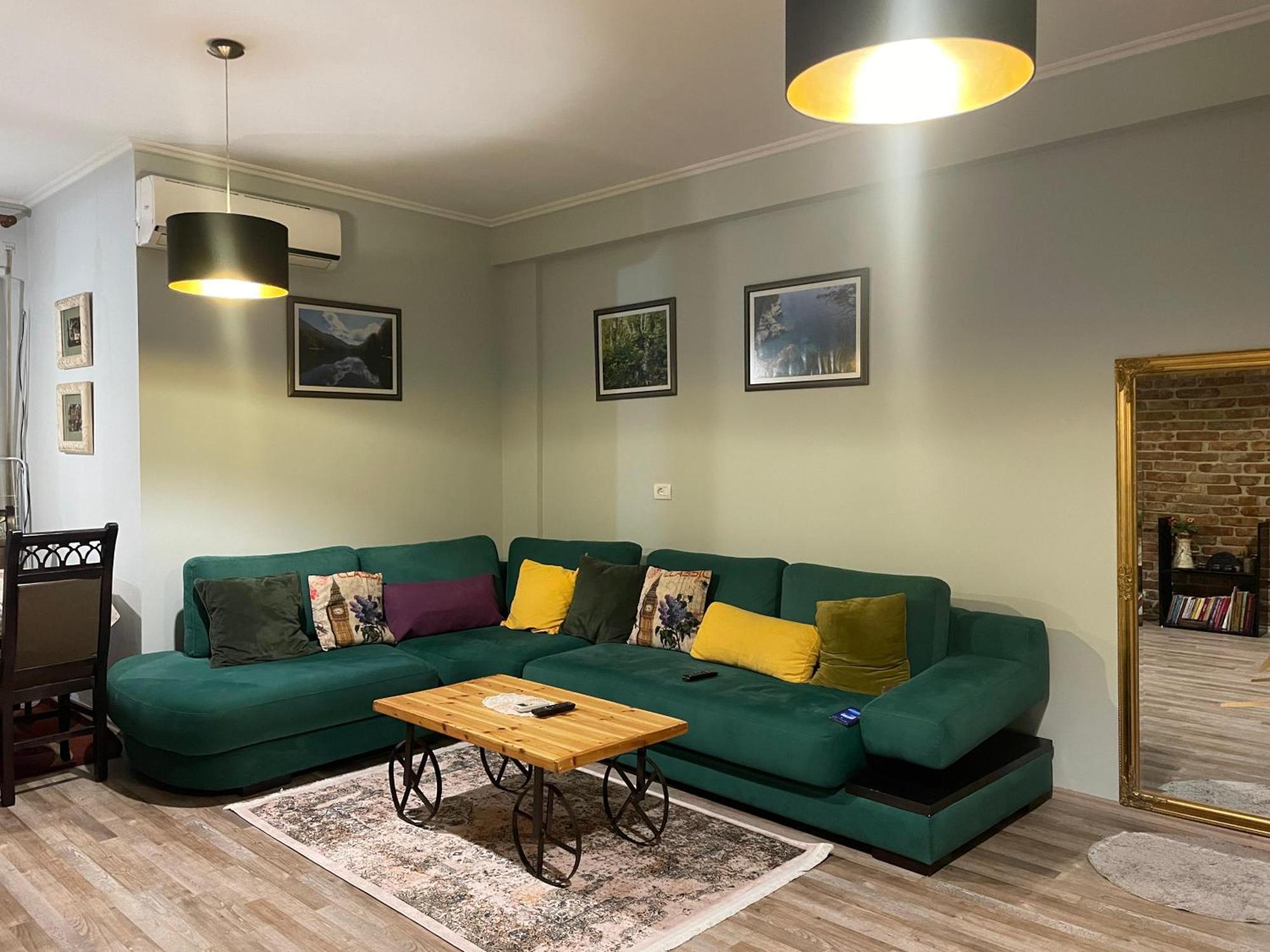 Bricks Apartment Near Pazari I Ri ติรานา ภายนอก รูปภาพ
